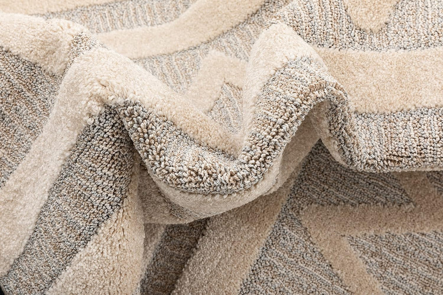 Harlow Zara Tribal Moroccan Diamond Pattern Beige High-Low 5'3" X 7'3" Area Rug